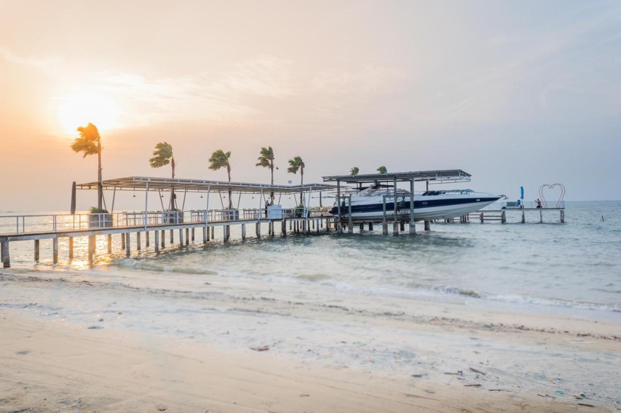 Ocean View Residence Jepara Esterno foto